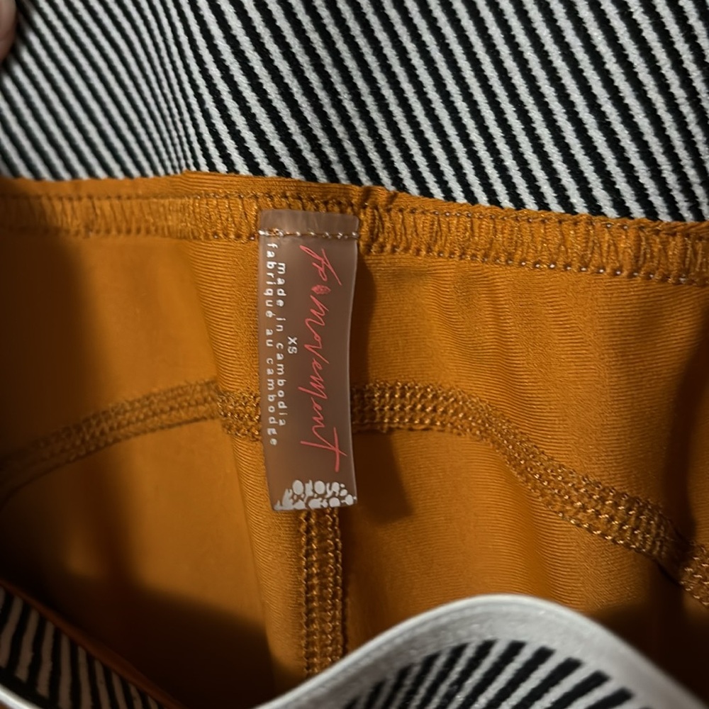 Free people movement leggings - Picture 6 of 6